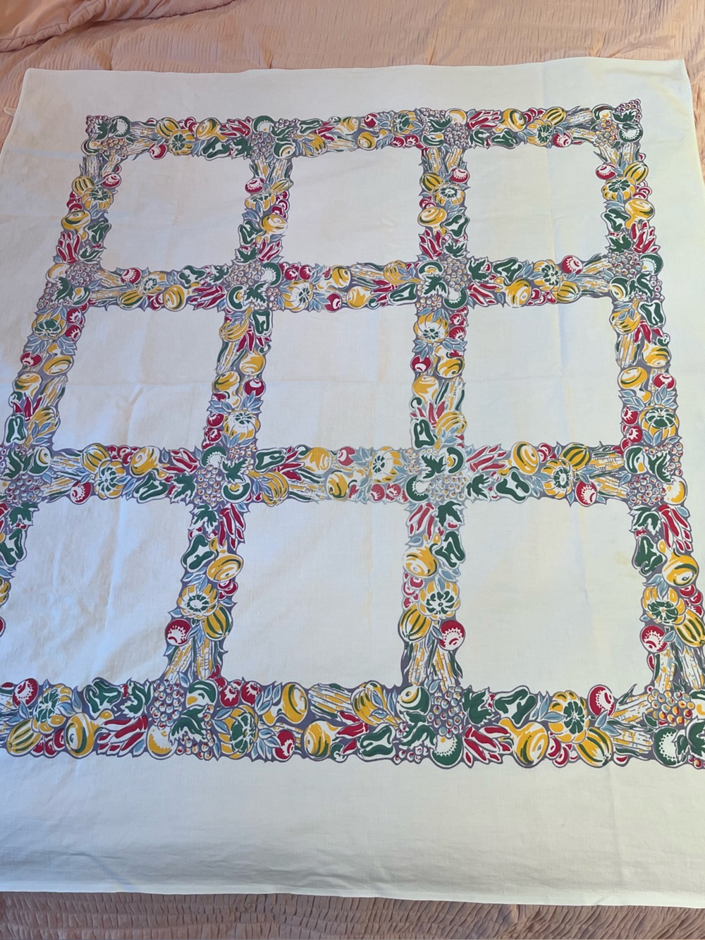 Vintage Mid Century Tablecloth
